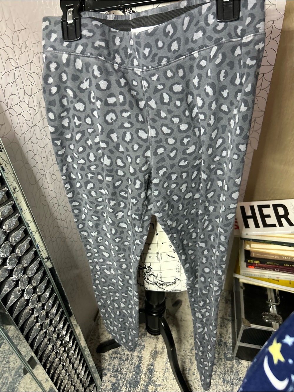 Kids Gray Leopard Print Leggings